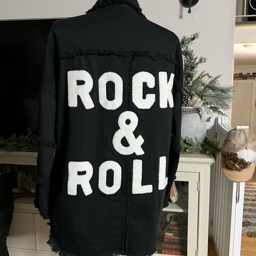 Elan Rock & Roll Shacket